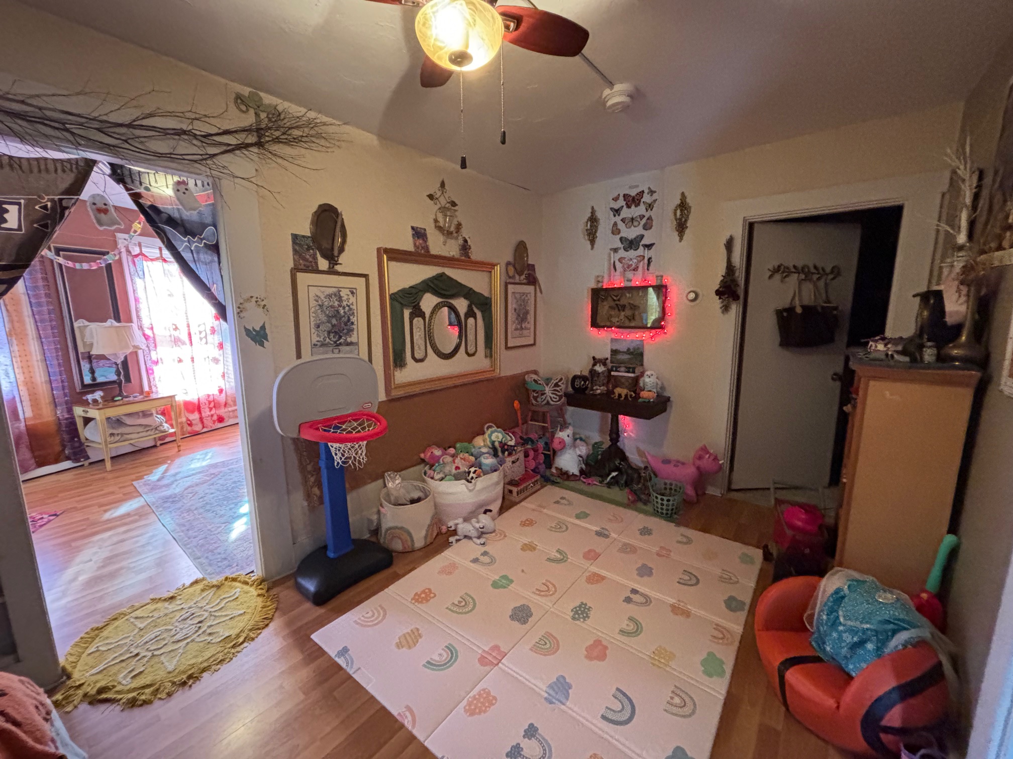 4 Western Avenue - 3