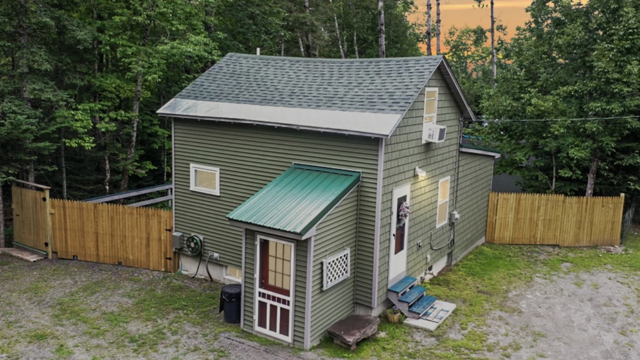4 Sunset Avenue