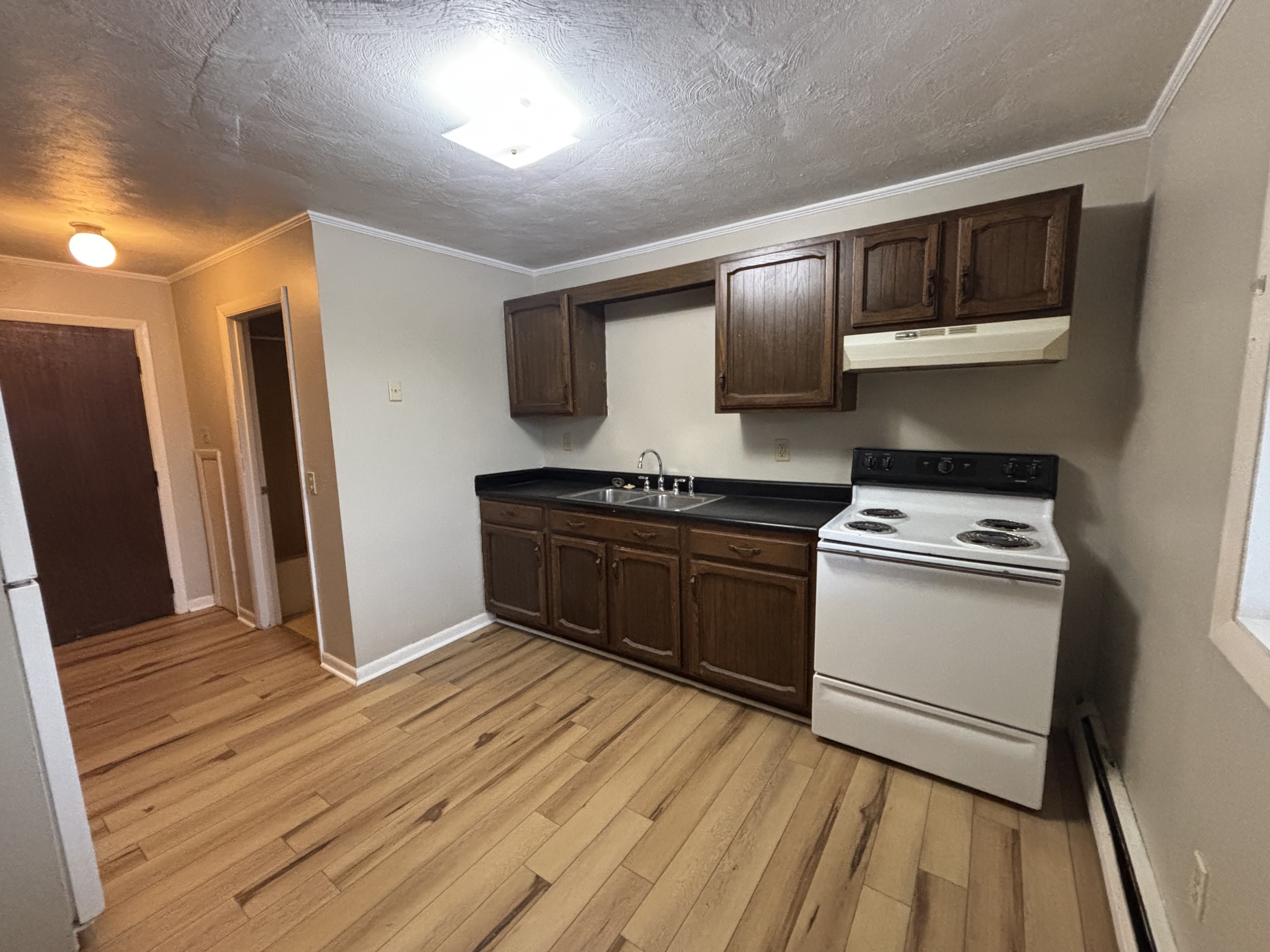 2 Station Road - E