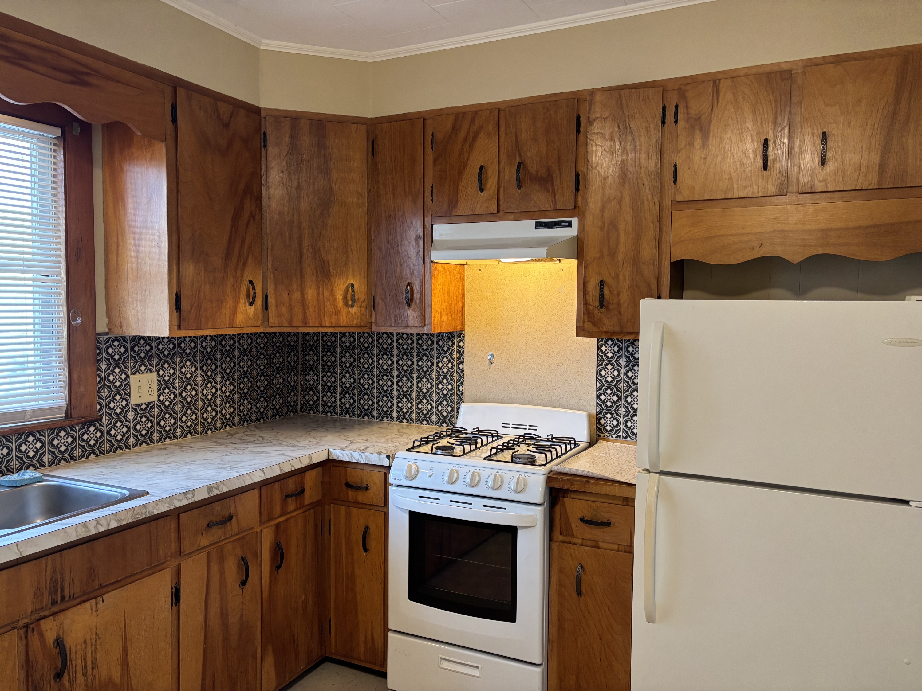 298 Essex Street - A