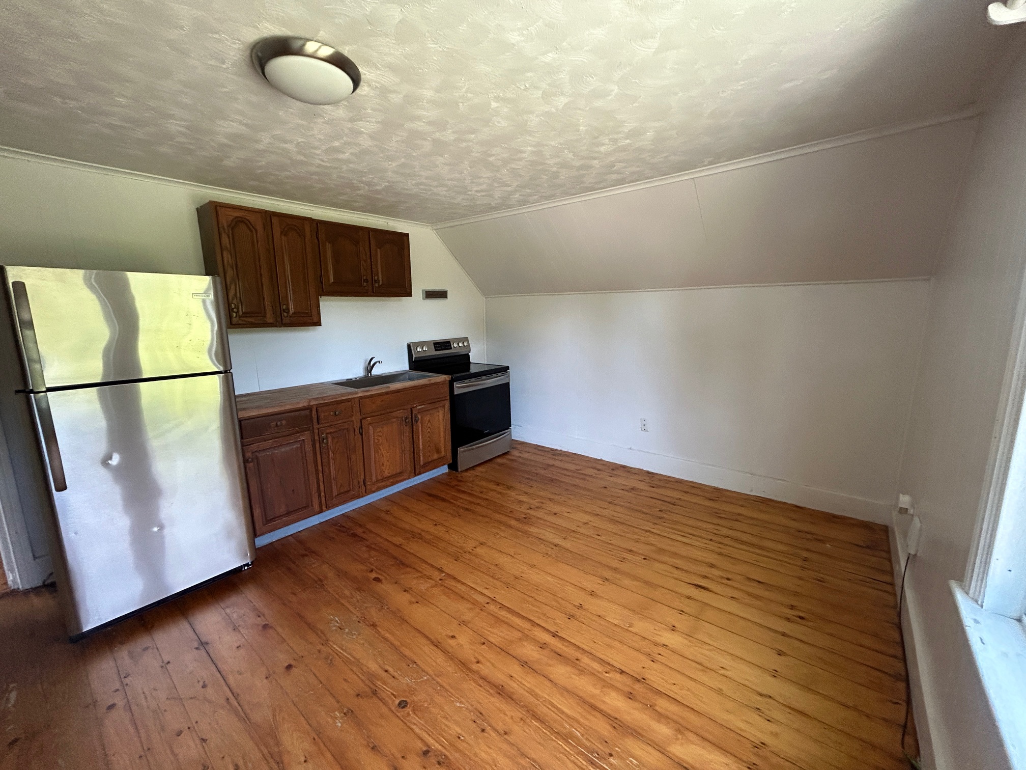 12 Boynton Street - 2